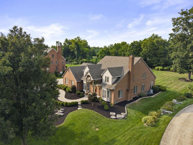 2227 Ashbury Close, Powell, OH 43065