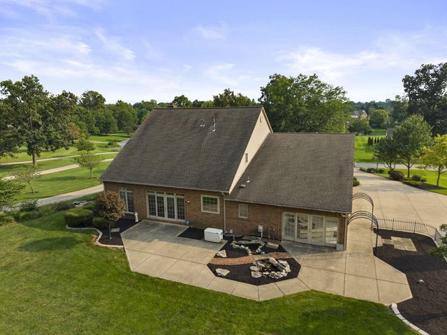 2227 Ashbury Close, Powell, OH 43065