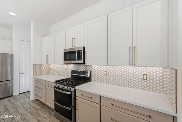 1973 W KINFIELD Trail, Phoenix, AZ 85085