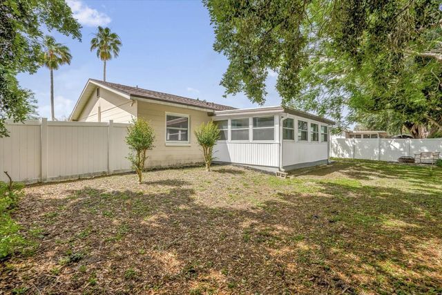 1325 CYPRESS ARBOR, Kissimmee, FL 34744