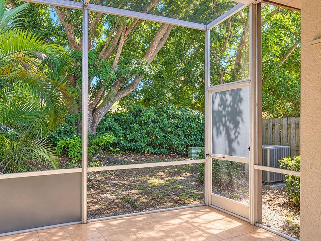 10164 LOMBARDY Drive, Tamarac, FL 33321