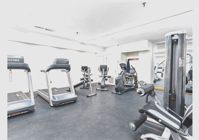 1 Seal Harbor Rd 401, Winthrop, MA 02152