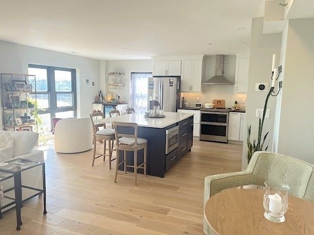 1 Seal Harbor Rd 401, Winthrop, MA 02152