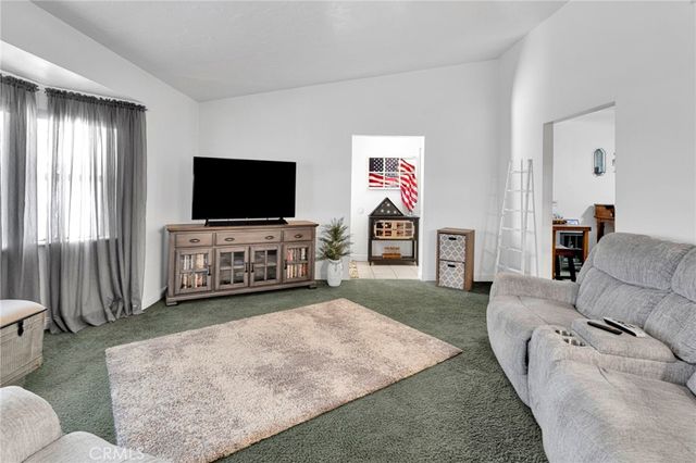 9872 Aster, Oak Hills, CA 92344