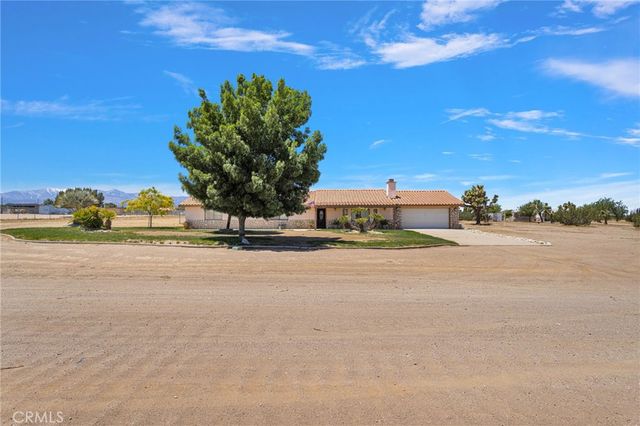 9872 Aster, Oak Hills, CA 92344