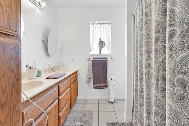 9872 Aster, Oak Hills, CA 92344