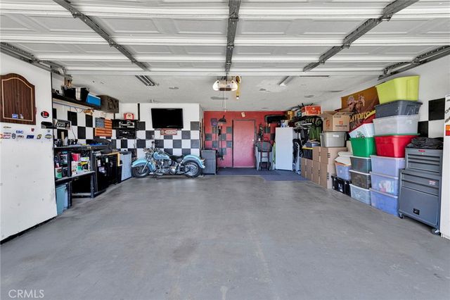 9872 Aster, Oak Hills, CA 92344