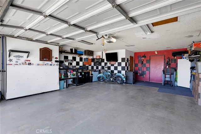 9872 Aster, Oak Hills, CA 92344