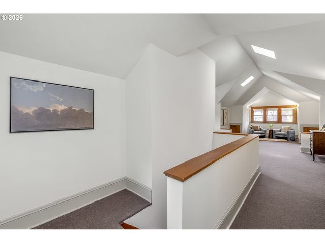 4716 Ne RODNEY Ave, Portland, OR 97211