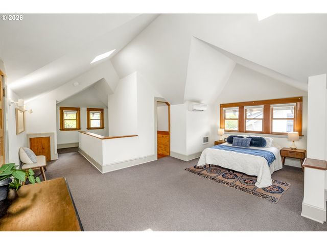 4716 Ne RODNEY Ave, Portland, OR 97211