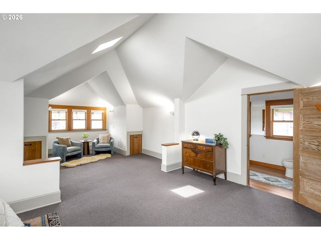 4716 Ne RODNEY Ave, Portland, OR 97211