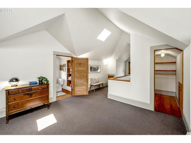 4716 Ne RODNEY Ave, Portland, OR 97211