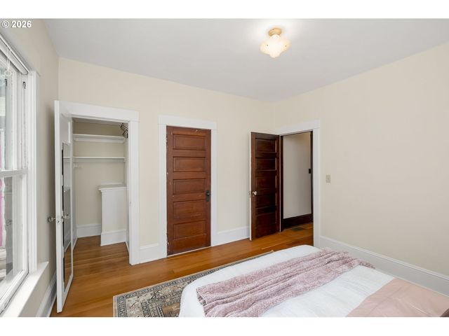 4716 Ne RODNEY Ave, Portland, OR 97211