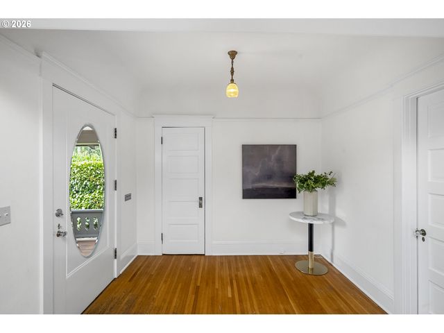 4716 Ne RODNEY Ave, Portland, OR 97211