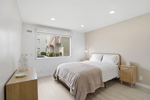 6350 Genesee Ave 107, San Diego, CA 92122