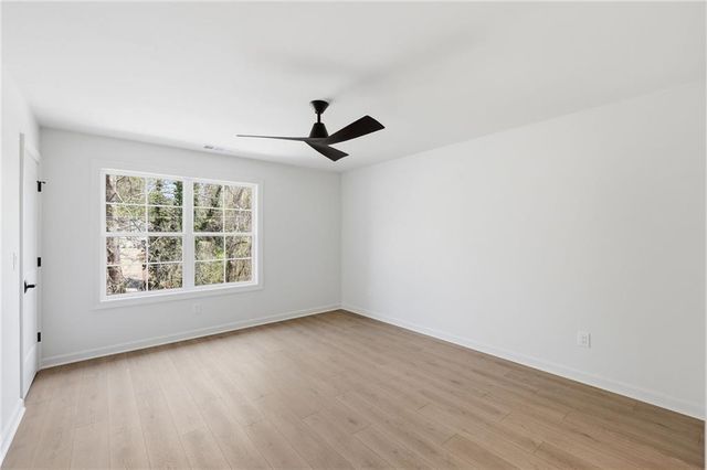 1121 Riverside Terrace, Gainesville, GA 30501