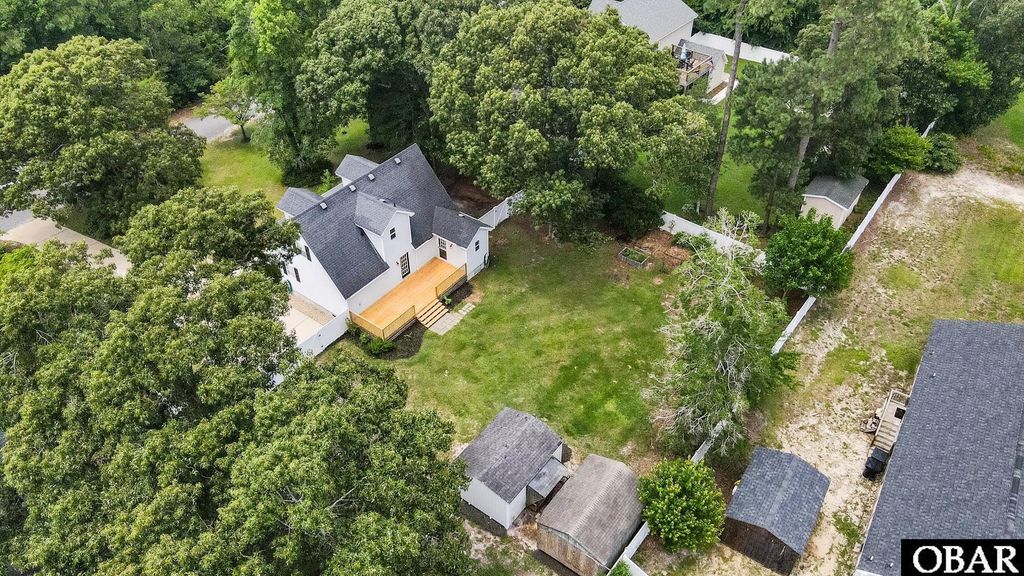 Image 3 of property listing at 134 Joclar Lane Lot 15, Manteo, NC 27954