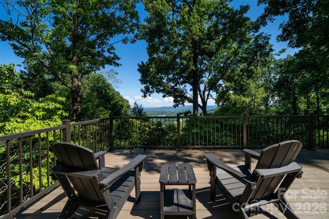 27 Walnut Drive, Mills River, NC 28759