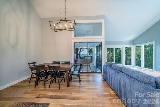 27 Walnut Drive, Mills River, NC 28759