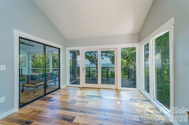 27 Walnut Drive, Mills River, NC 28759