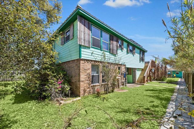 1009 3rd Street, Seabrook, TX 77586