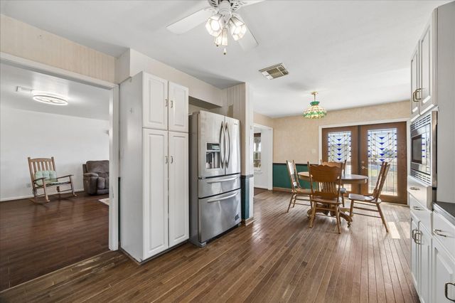 1009 3rd Street, Seabrook, TX 77586