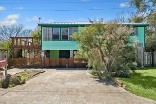 1009 3rd Street, Seabrook, TX 77586