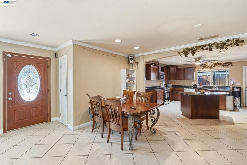 Image 11 of property listing at 10378 S Priest, French Camp, CA 95231