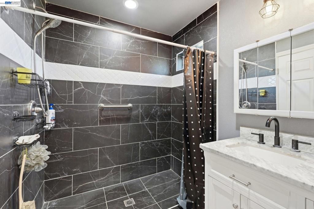 Image 32 of property listing at 10378 S Priest, French Camp, CA 95231