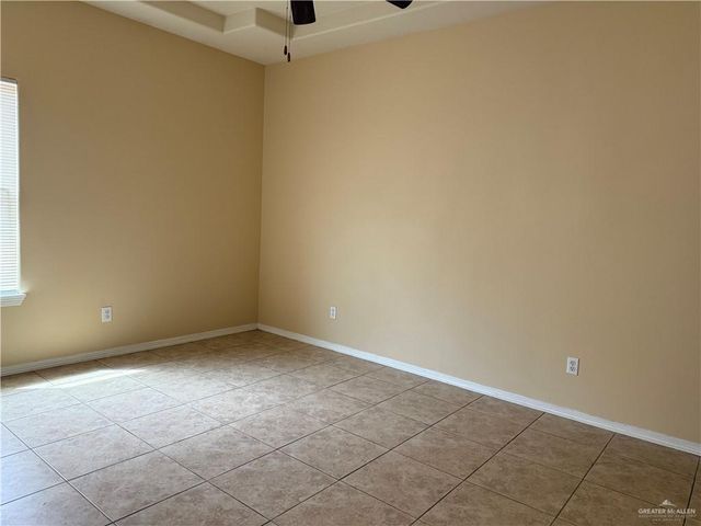 3605 S Fairmont Avenue B, Pharr, TX 78577