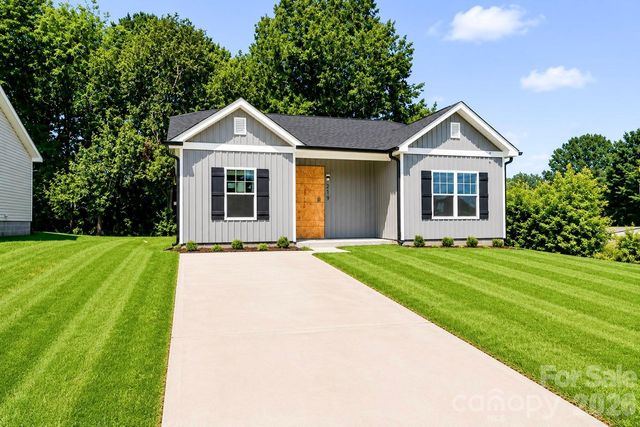 219 N Scruggs Street, Gastonia, NC 28052