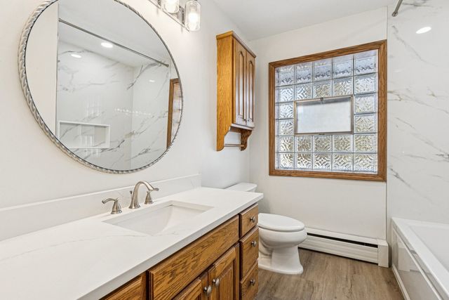 2945 S Scott Street, Des Plaines, IL 60018