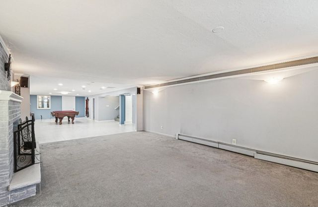 2945 S Scott Street, Des Plaines, IL 60018