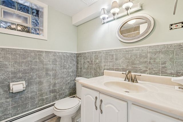 2945 S Scott Street, Des Plaines, IL 60018