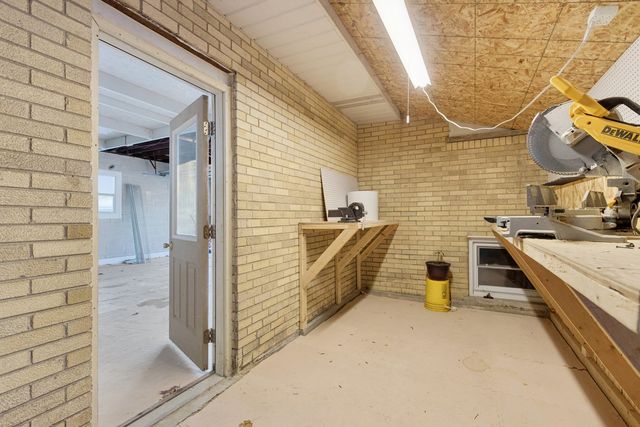 2945 S Scott Street, Des Plaines, IL 60018