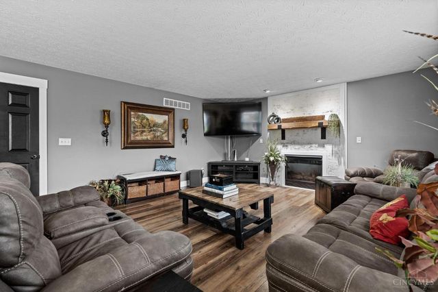 114 Dartmouth Street, Trenton, OH 45067