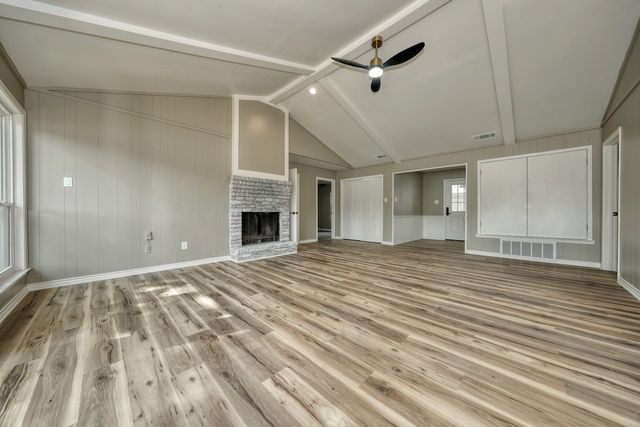 1221 Chateau Lane, Hideaway, TX 75771