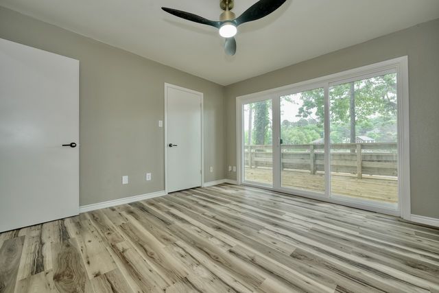 1221 Chateau Lane, Hideaway, TX 75771