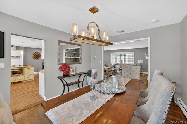 13 Watergate Drive, Amawalk, NY 10501