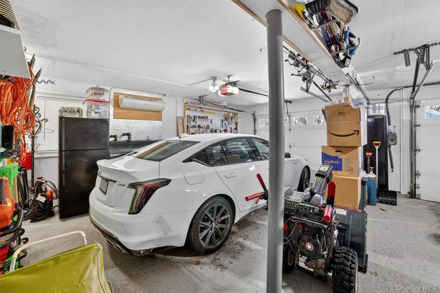 13 Watergate Drive, Amawalk, NY 10501