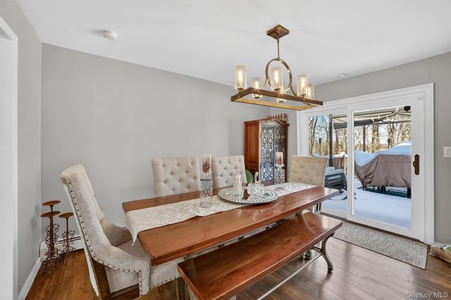 13 Watergate Drive, Amawalk, NY 10501