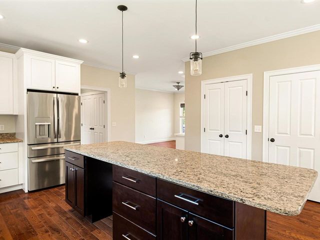 420 O'Brien Drive, Shelburne, VT 05482
