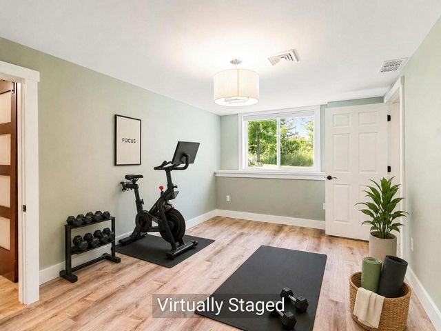 420 O'Brien Drive, Shelburne, VT 05482