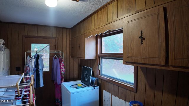 591 Deer Haven Road, Unicoi, TN 37692