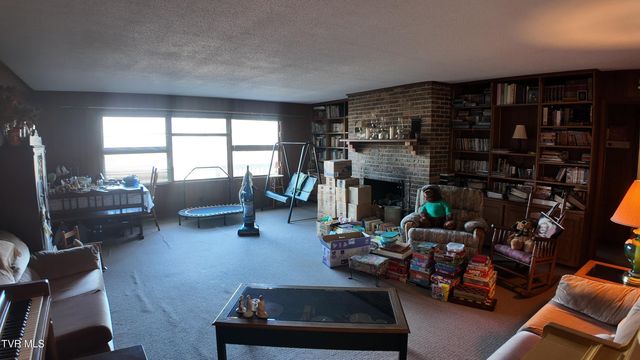 591 Deer Haven Road, Unicoi, TN 37692