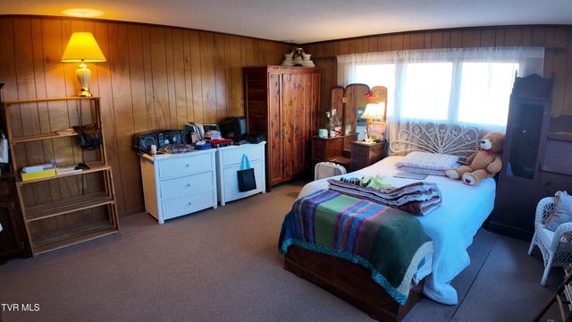 591 Deer Haven Road, Unicoi, TN 37692