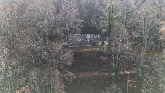 591 Deer Haven Road, Unicoi, TN 37692