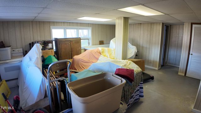 591 Deer Haven Road, Unicoi, TN 37692