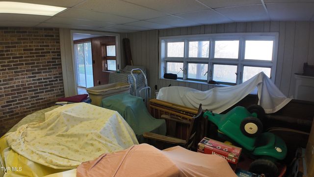 591 Deer Haven Road, Unicoi, TN 37692