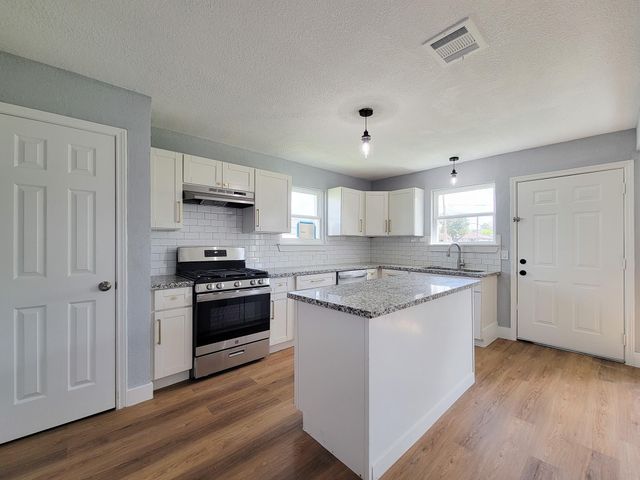 4538 Clover Street, Houston, TX 77051